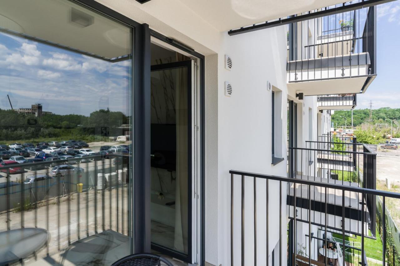 Esencja Apartments With Free Parking Garbary 104 By Noclegi Renters Posen Exterior foto